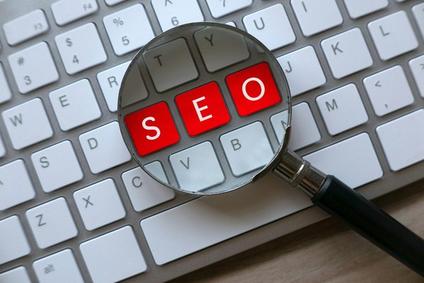 Comprendre l'importance d'un contrat de référencement seo